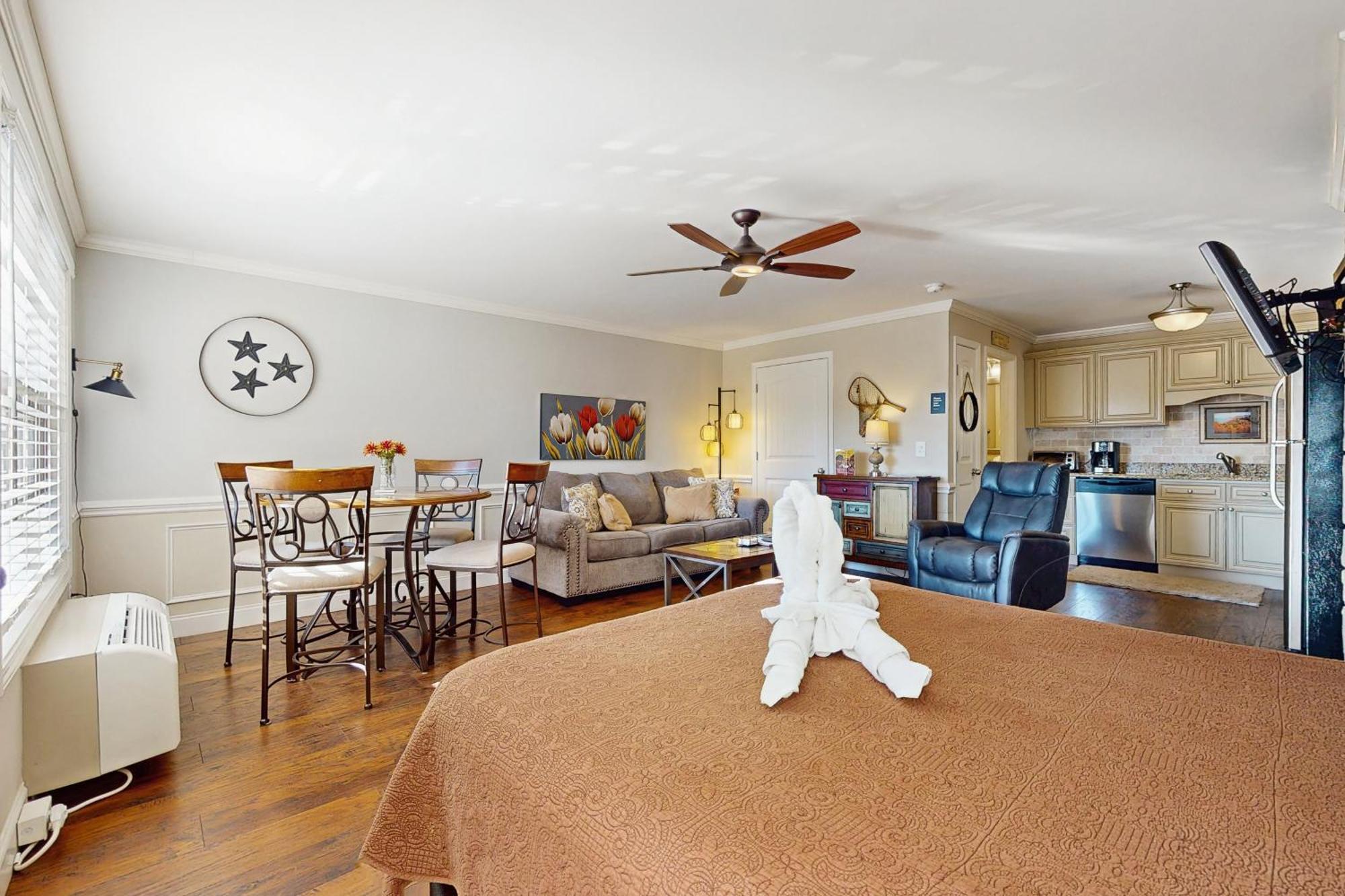 Little River Loft & Riverfront Gem Townsend Εξωτερικό φωτογραφία